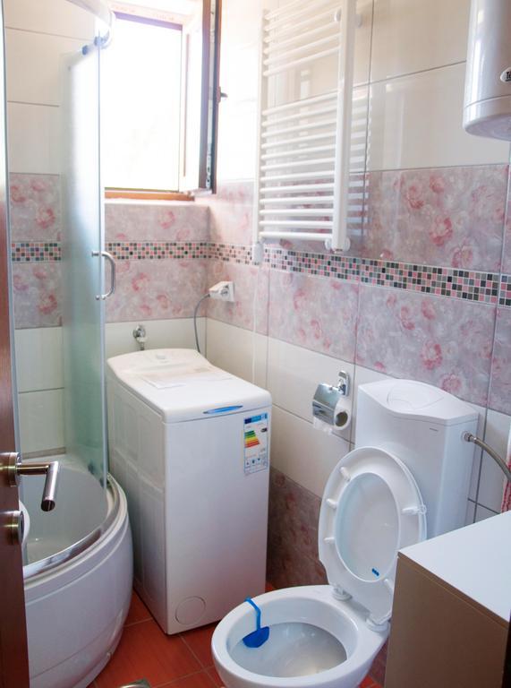 Apartman Lena Appartement Vrnjačka Banja Kamer foto